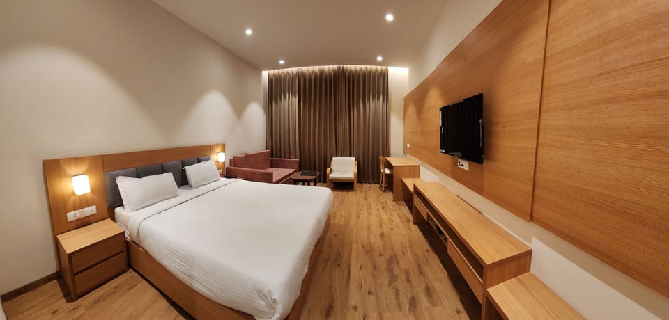 Superior Room | 1 bedroom, Egyptian cotton sheets, premium bedding, memory foam beds