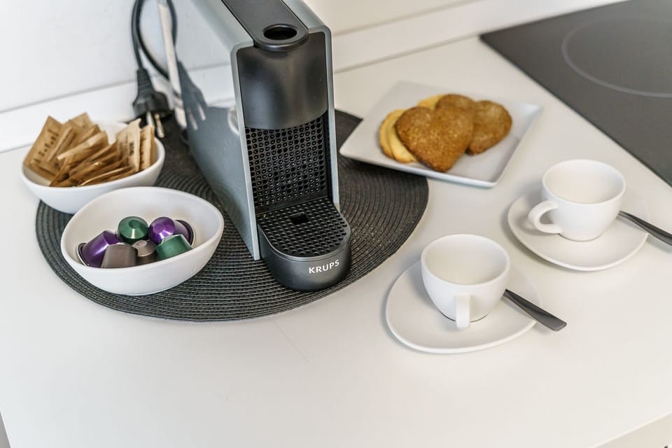 Apartment, 1 Bedroom | Coffee and/or coffee maker