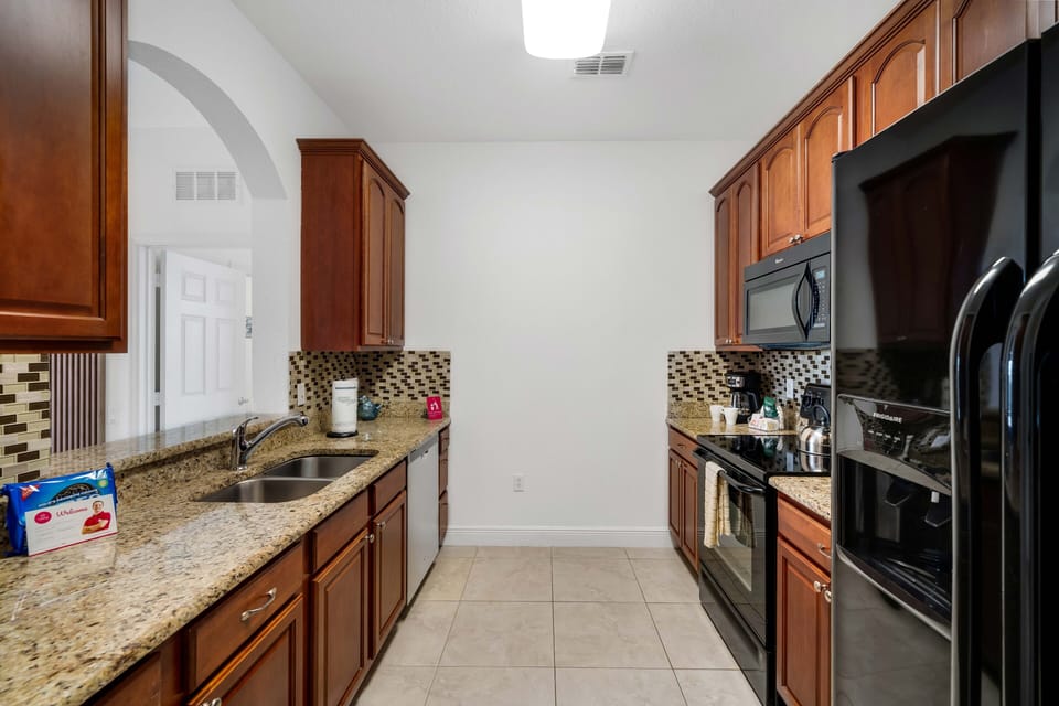 Full equipped kitchen