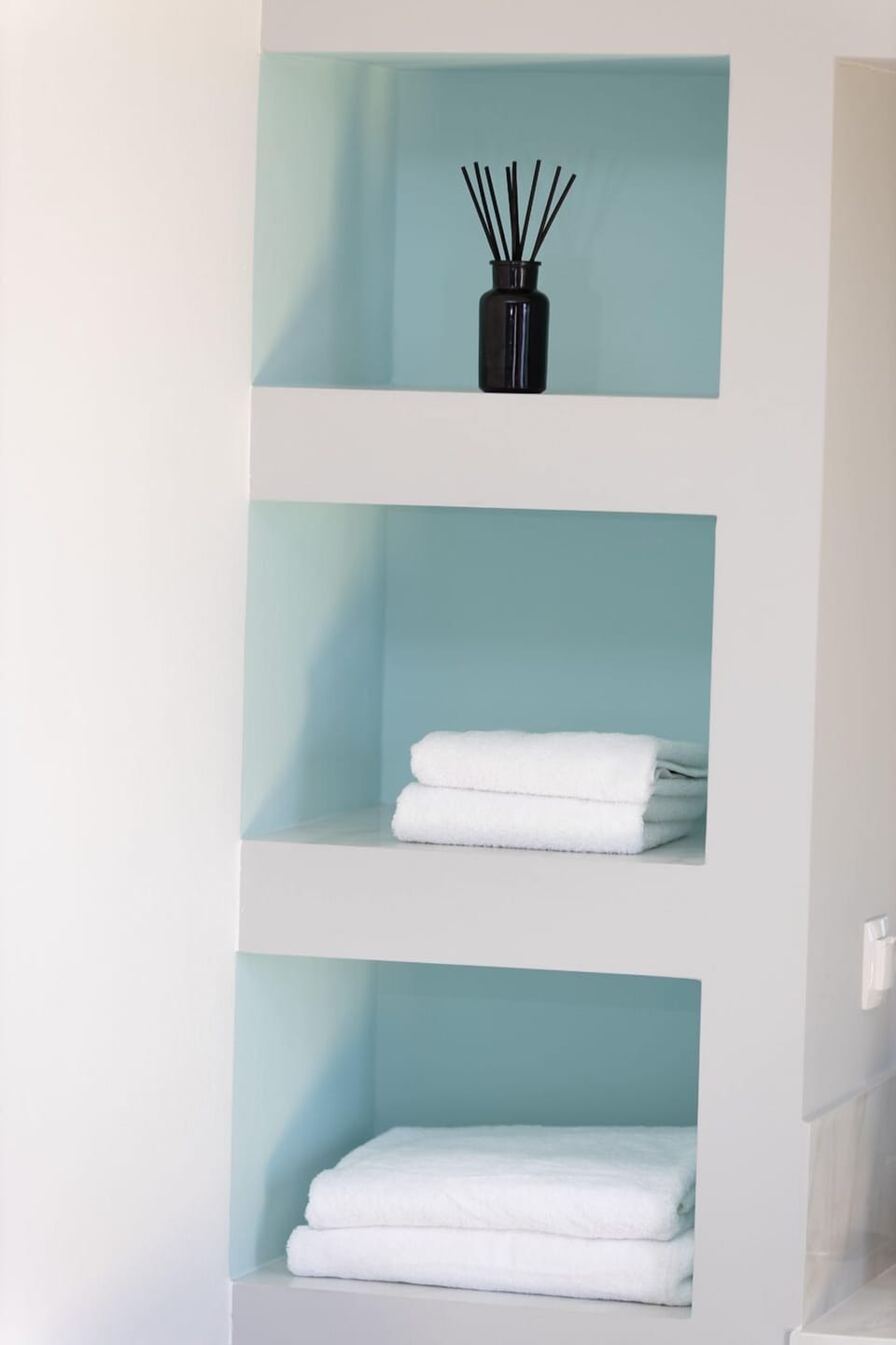 Double Room, 1 Queen Bed, Sea View | Bathroom amenities | Shower, free toiletries, hair dryer, towels