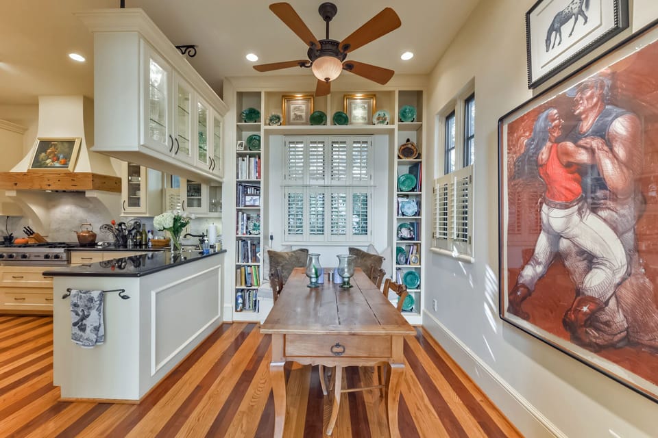 Breakfast room
