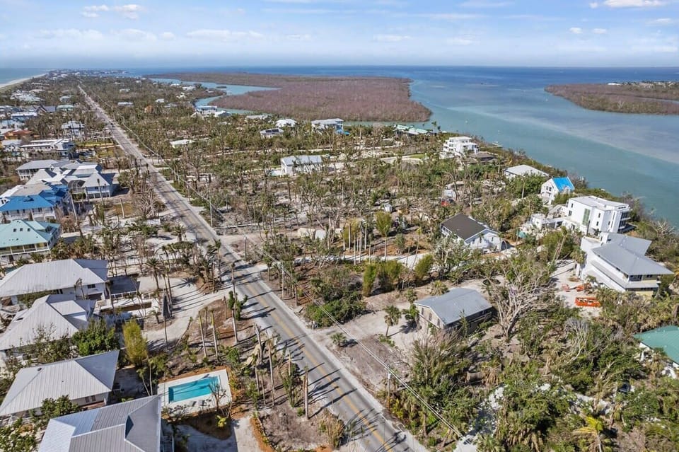 Aerial picture of Captiva Drive
