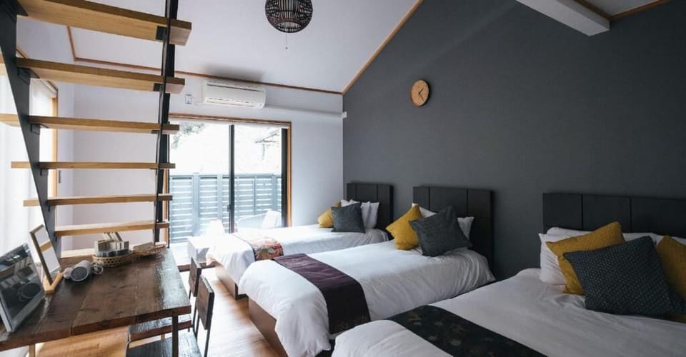 WiFi (free), individually furnished, bed sheets