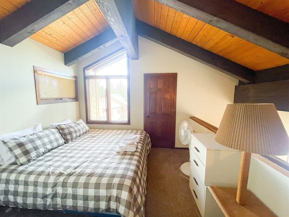 Sunrise 23- Loft has a Half Wall Open to the Living Room, Large Closet