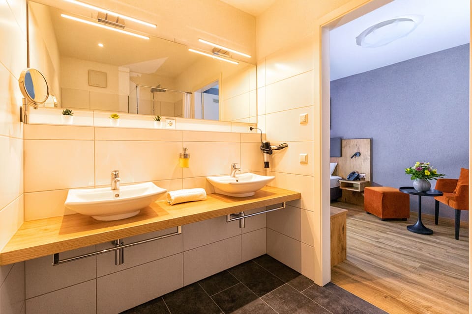 Bathroom sink