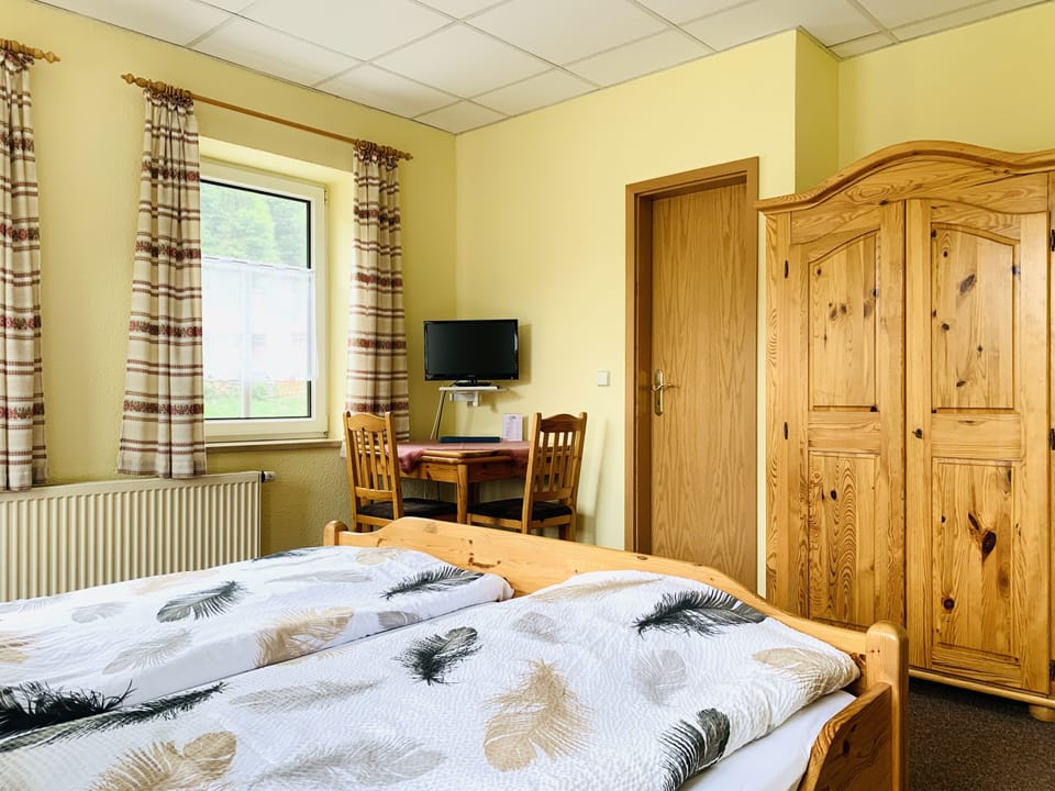 Double Room, 1 Double Bed, Non Smoking, City View | Soundproofing, free WiFi, bed sheets