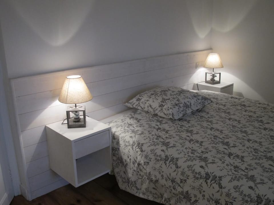 Quadruple Room (Ocean) | Individually decorated, individually furnished, desk