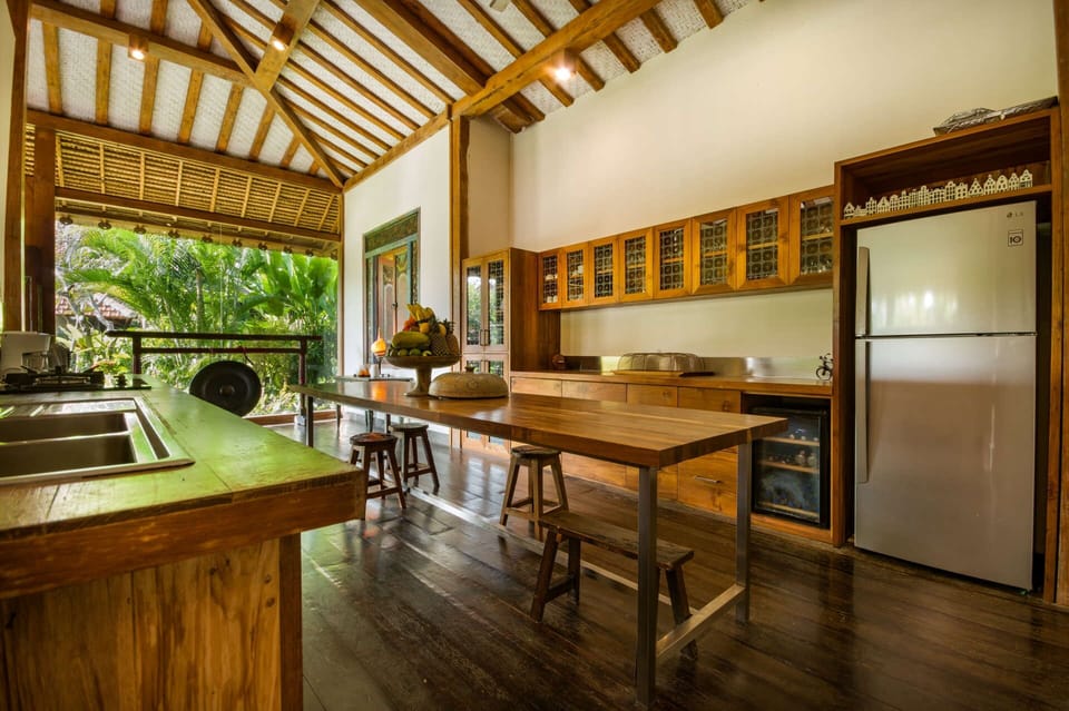Villa (5 Bedrooms) | Property amenity