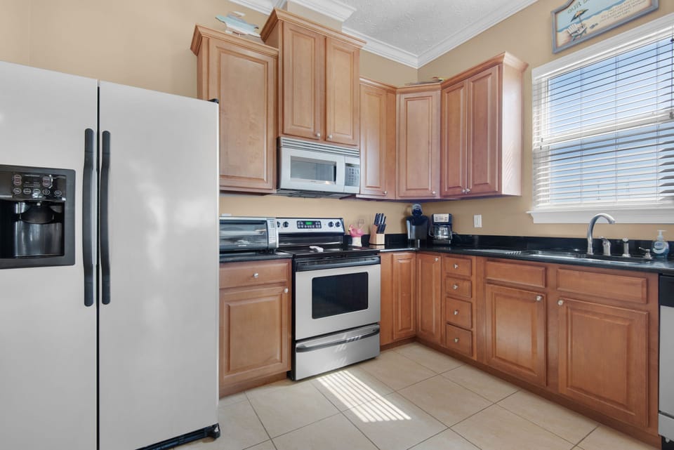 This kitchen has everything you need