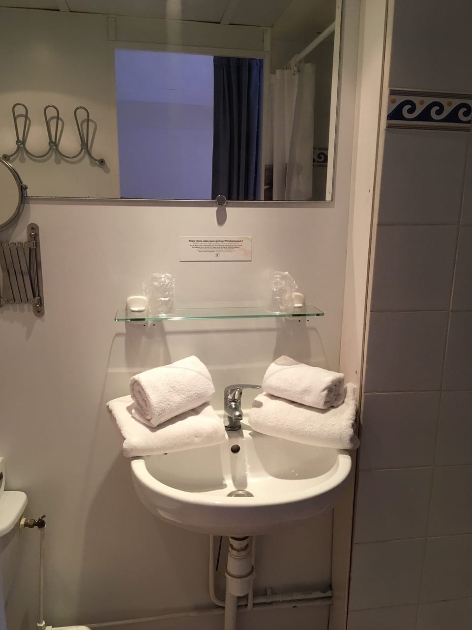 Bungalow, Garden Area | Bathroom | Shower, free toiletries, hair dryer, towels