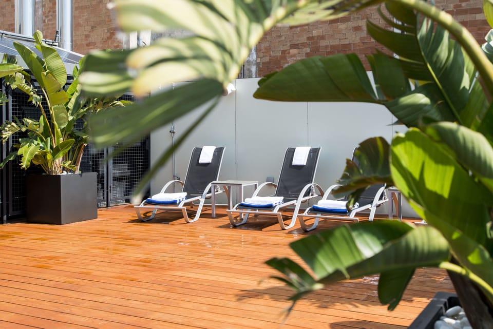 Sundeck