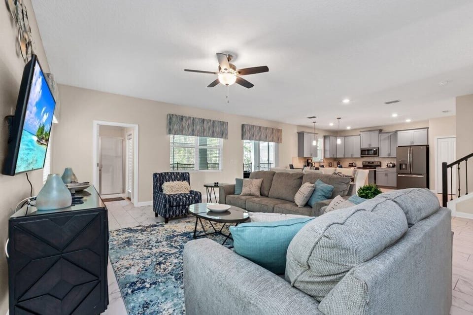 2707BookmarkDrive,StoreyLake_11