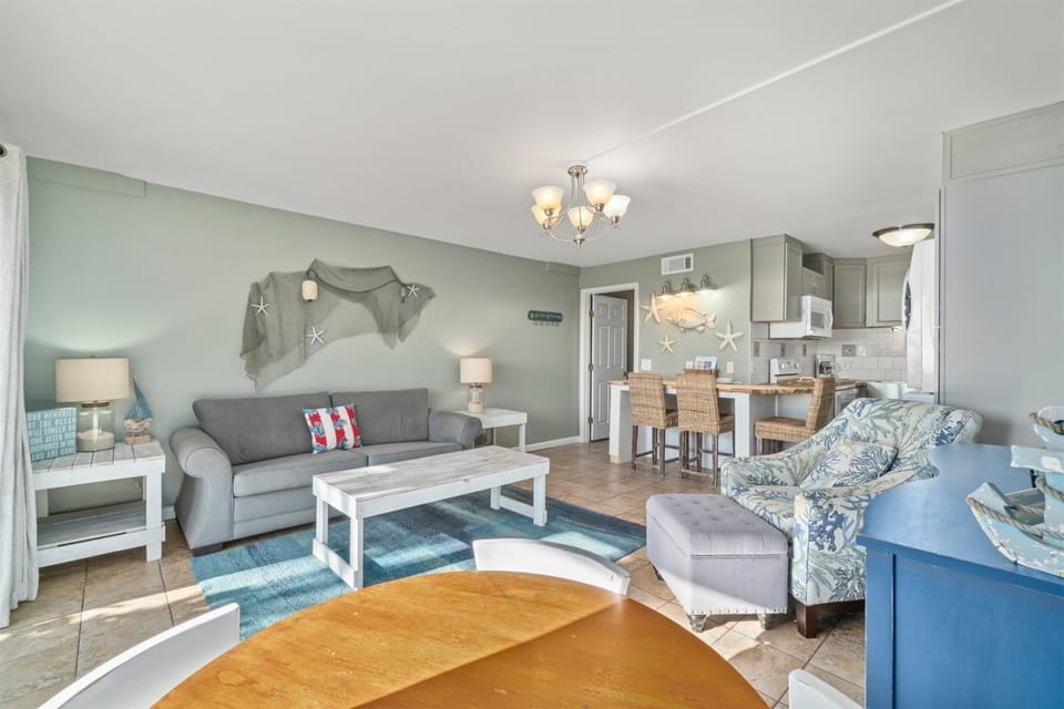 Condo, 1 King Bed with Sofa bed (The Summit 105 ) | Exterior