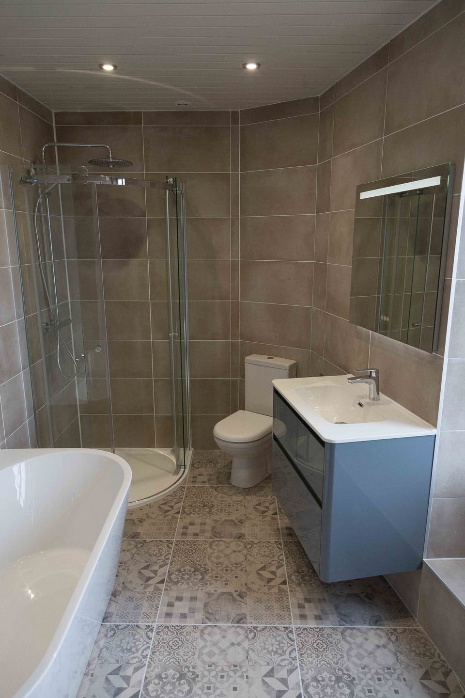 Double Room | Bathroom | Separate tub and shower, hair dryer, towels, soap