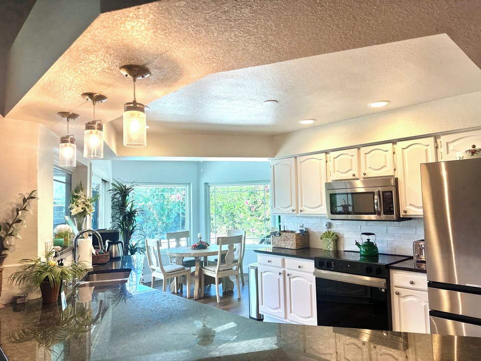 Easy to work in kitchen