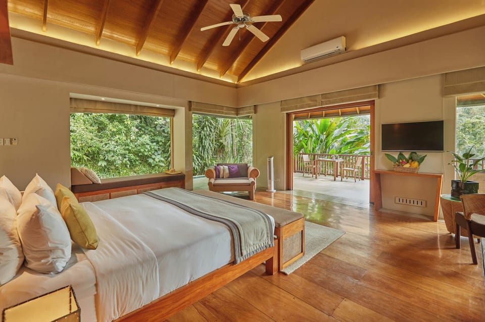 Villa, 1 Bedroom, Garden View | In-room safe, desk, free WiFi, bed sheets