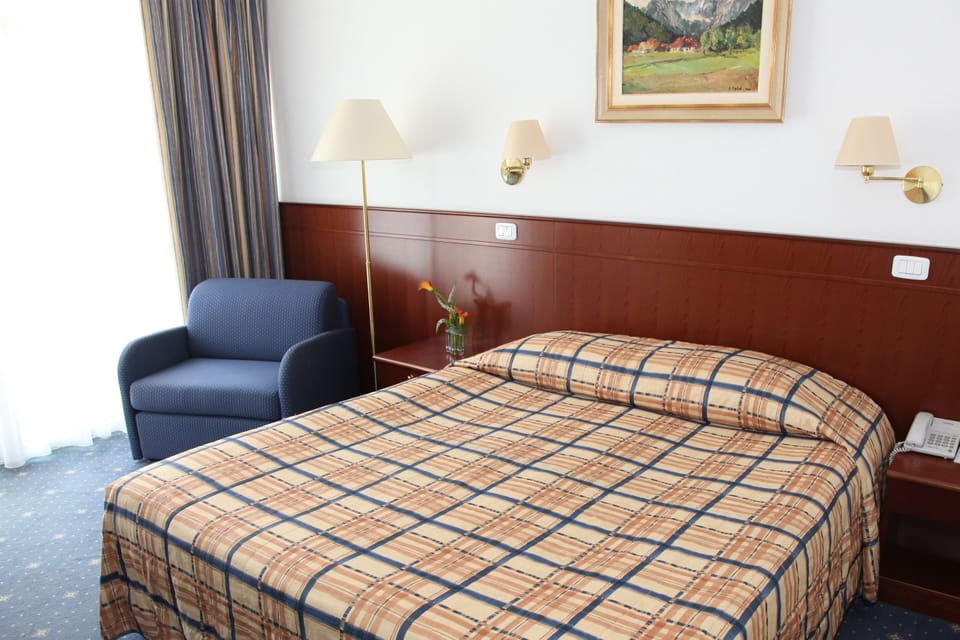 Double or Twin Room, Balcony | Minibar, in-room safe, cribs/infant beds, free WiFi