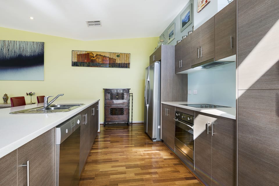 Villa 49 South Shores Resort - kitchen