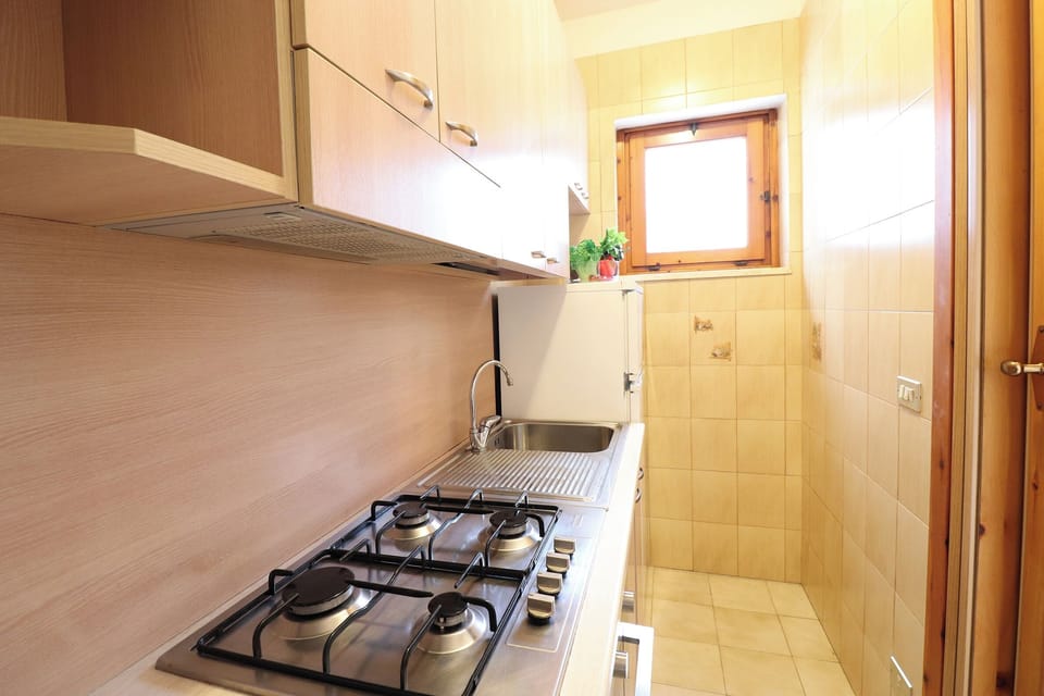 Apartment, 2 Bedrooms, Balcony, City View | Interior