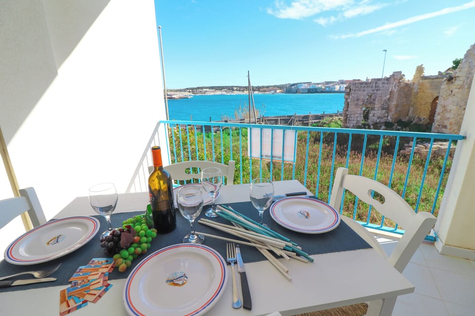 Apartment, 1 Bedroom, Balcony, City View | Outdoor dining