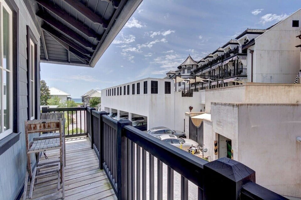 Balcony, View of Gulf
