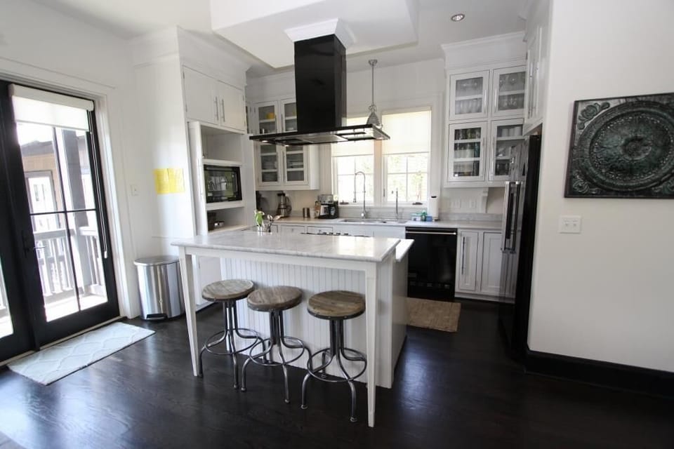 Kitchen - Barstools (1024x683)