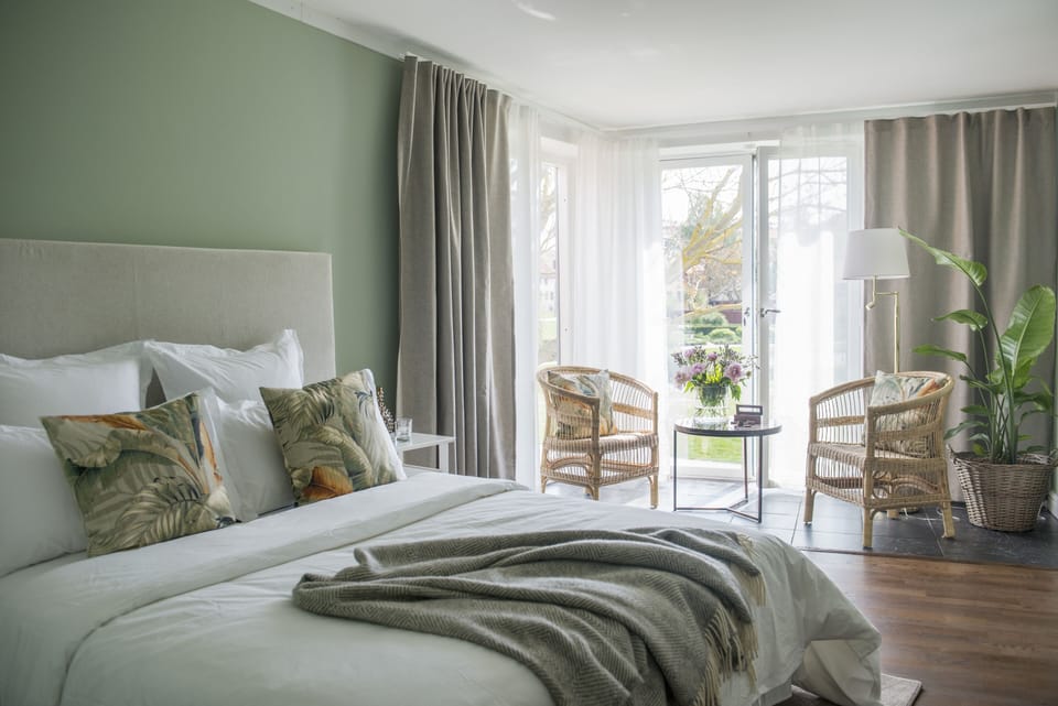 Premium bedding, minibar, in-room safe, individually decorated