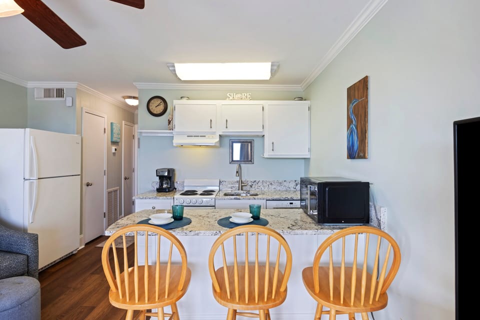Bar stool dining