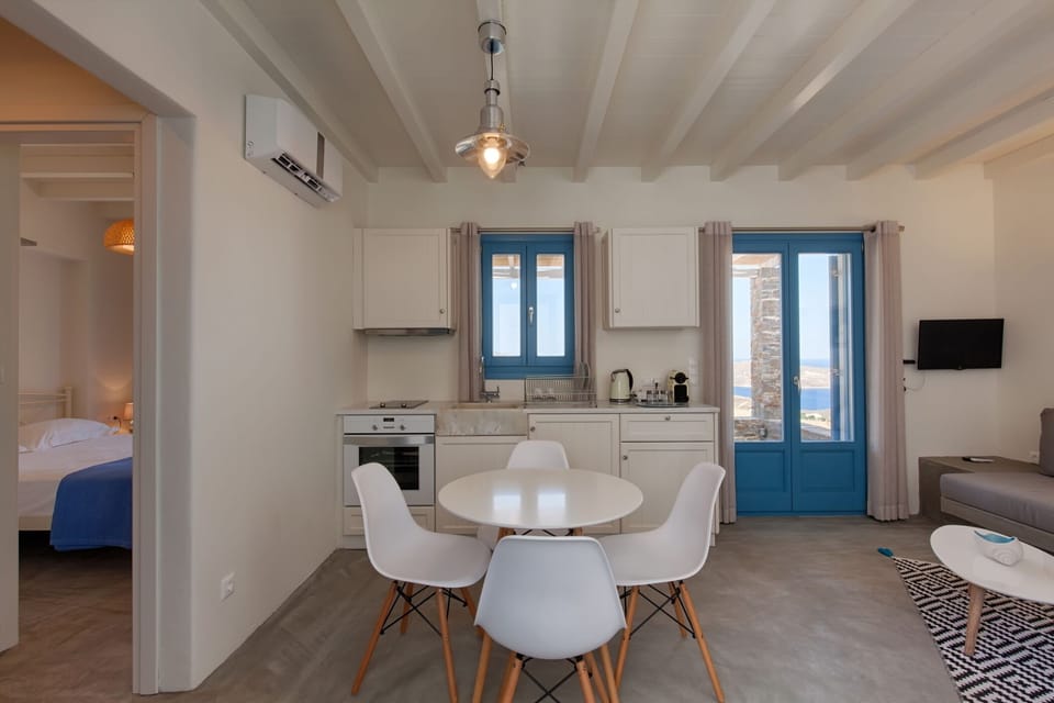 Family Apartment | Living room | Flat-screen TV