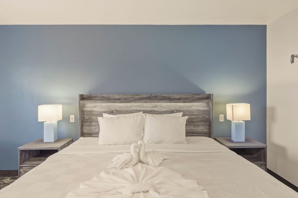 103-115120Riverwalk20Inn