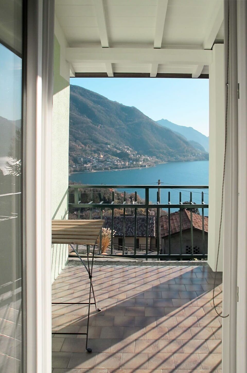 Property, Room, House, Window, Balcony, Building, Daylighting, Real Estate, Home, Interior Design