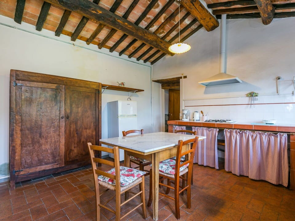 Table, Furniture, Property, Wood, Interior Design, Chair, Architecture, Floor, Wood Stain, Flooring