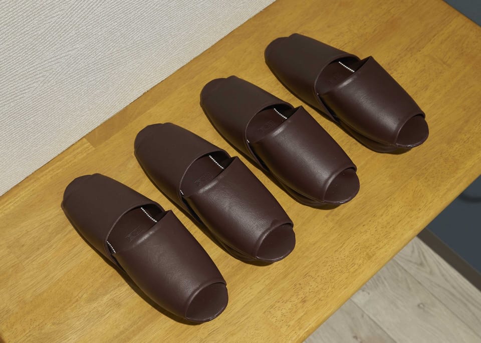 Room amenity