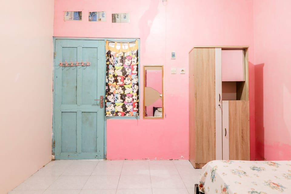 Standard Double Room | Free WiFi, bed sheets