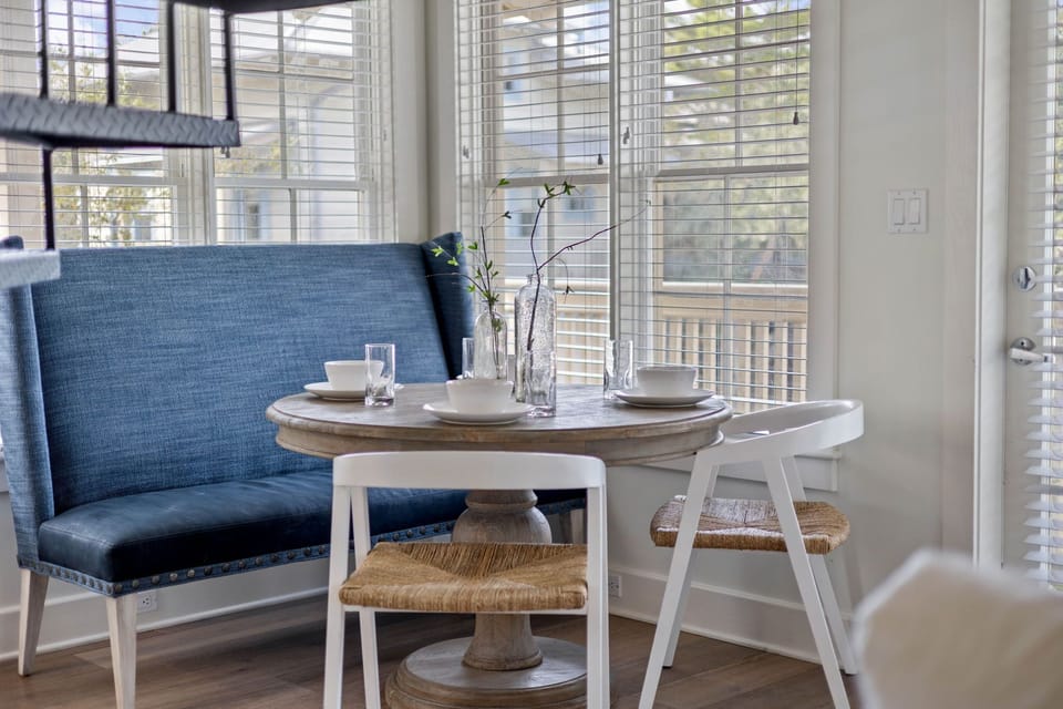 Dining - Seating for Four