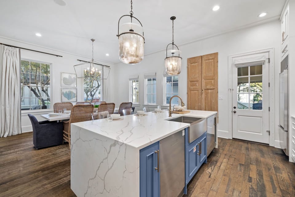 Dining - Spacious Open Concept Kitchen and Dining