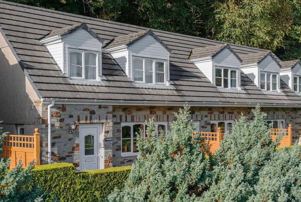 Stone fronted cottage
