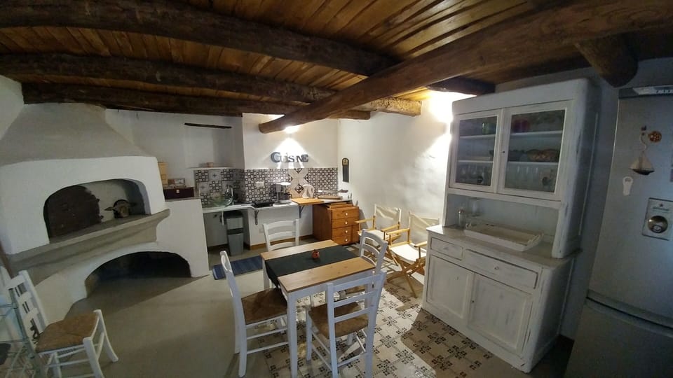 Villa, 1 Bedroom, Patio, Garden View | Interior