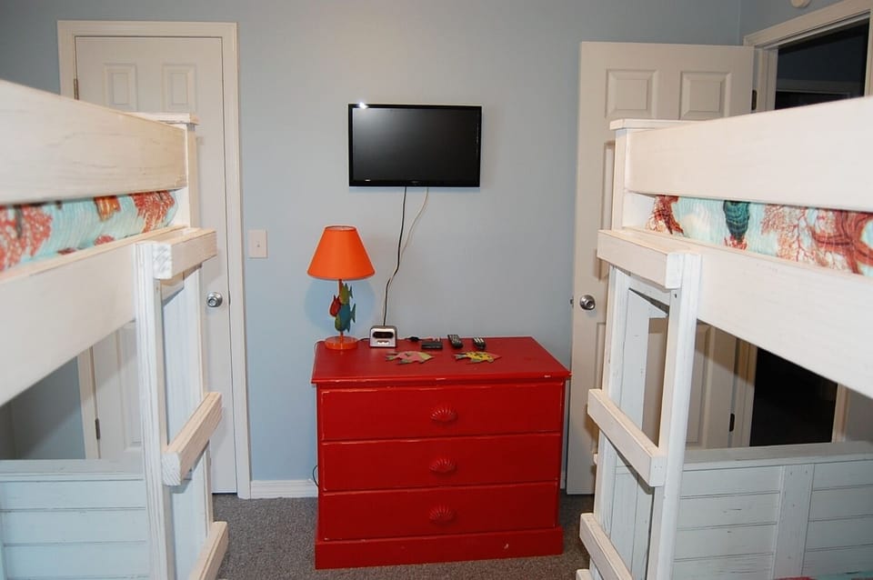 Bunk room