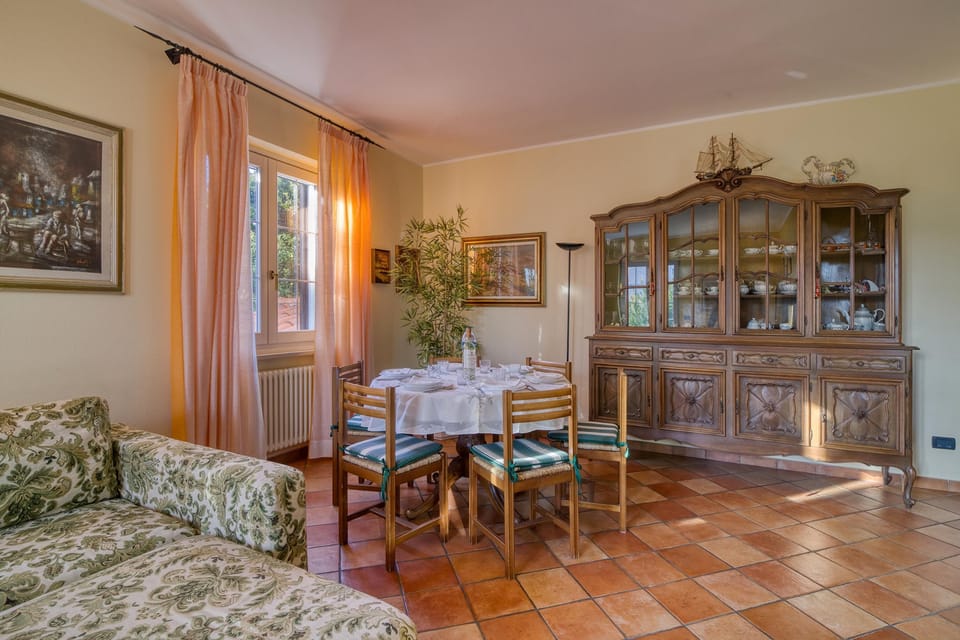 Family Apartment, Multiple Bedrooms, 2 Bathrooms (La Casetta Sull'Albero) | Dining