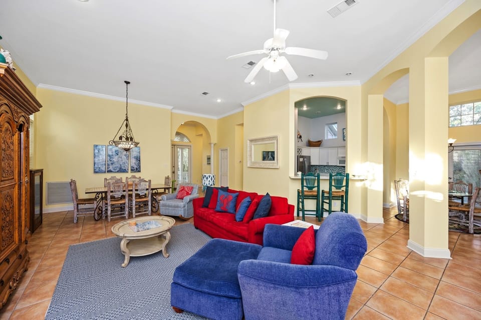 Sara's Saving Grace - Living room