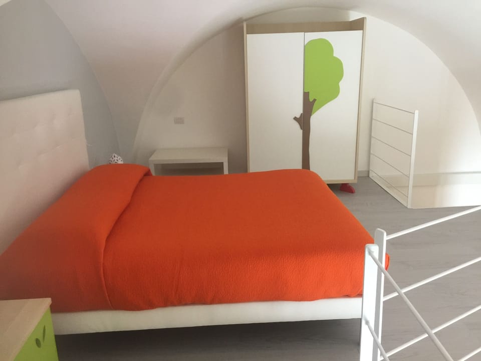 Studio, 1 Bedroom, Smoking, City View | 1 bedroom