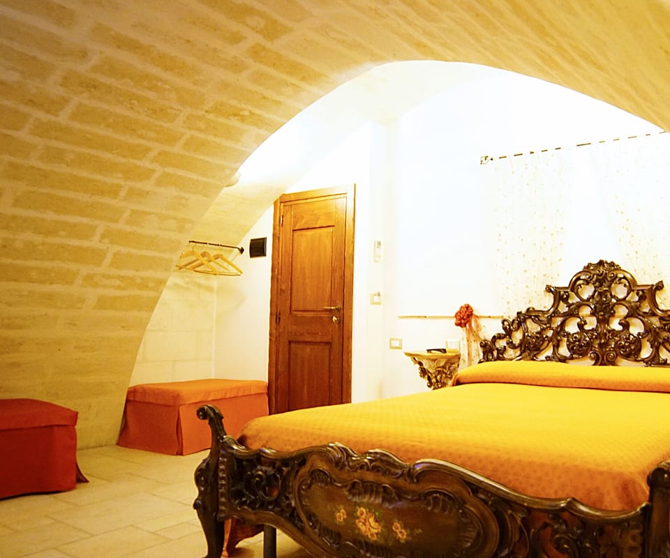 Traditional Double Room | Free WiFi, bed sheets