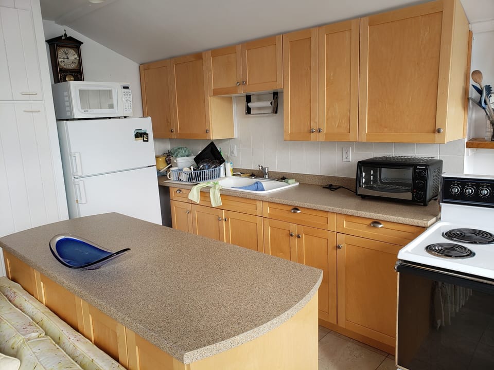 Full kitchen with island