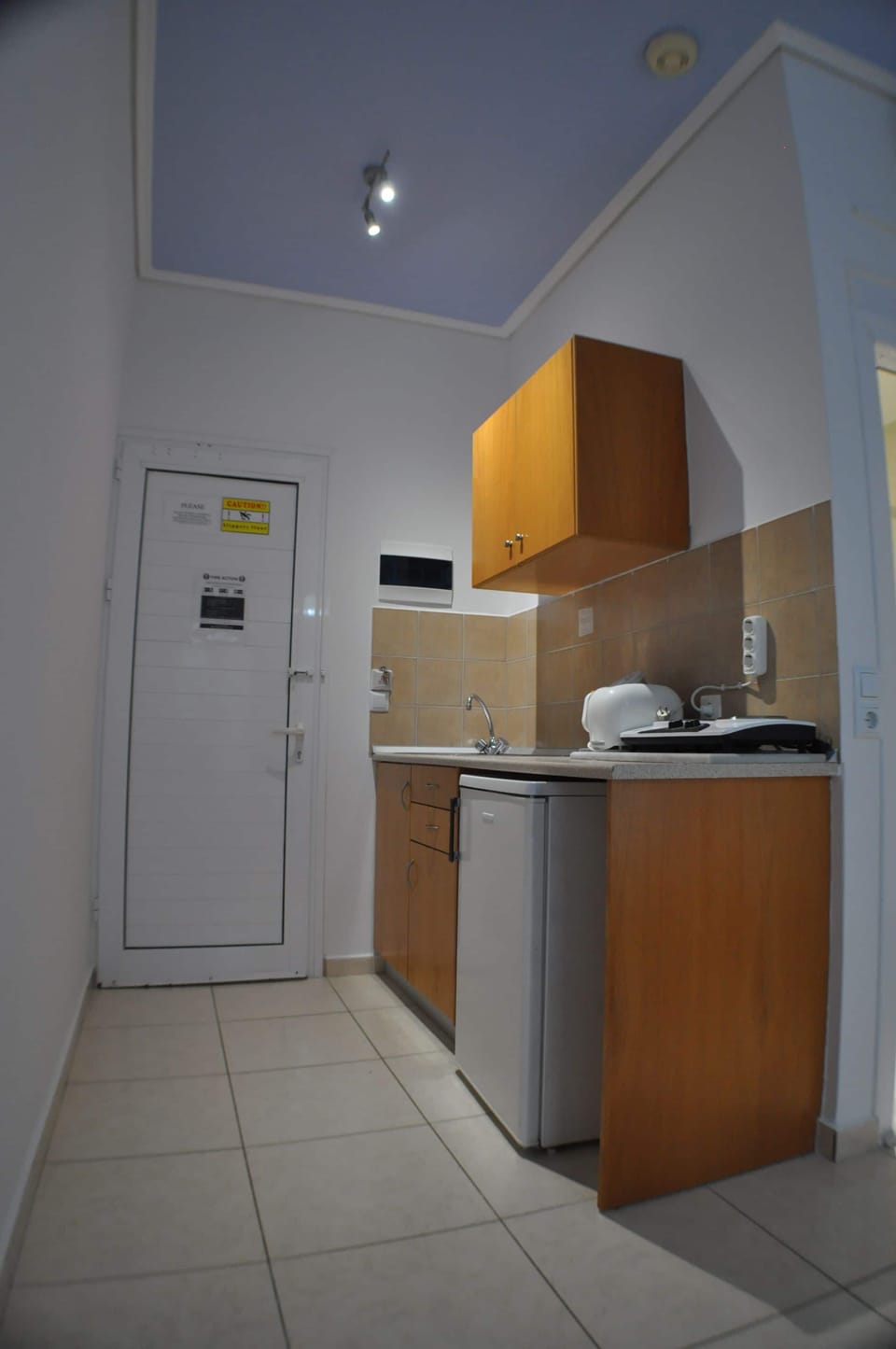 City Studio | Private kitchen | Fridge, coffee/tea maker, electric kettle, toaster