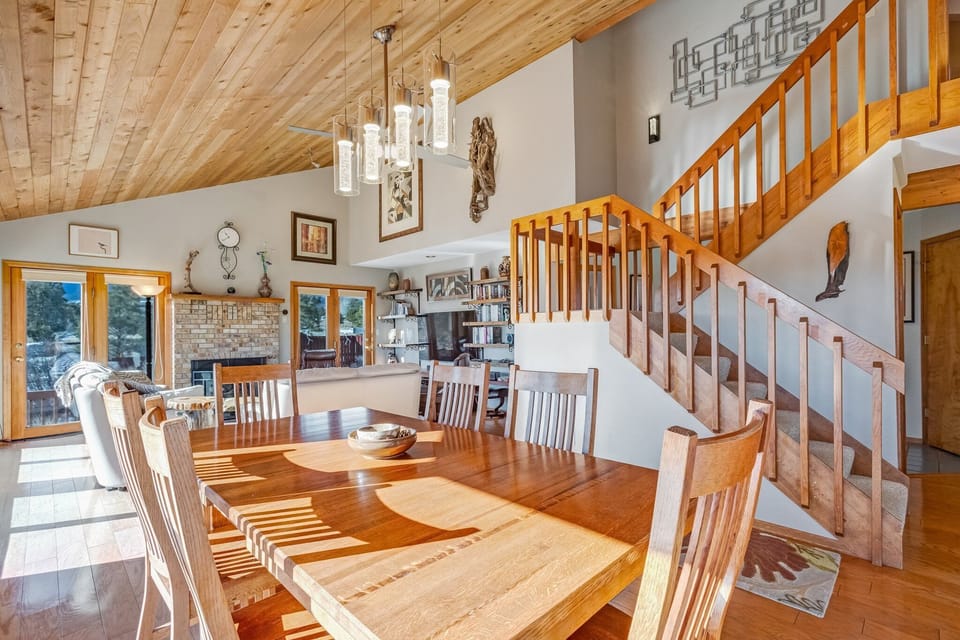 Large Dining Table- seats 6