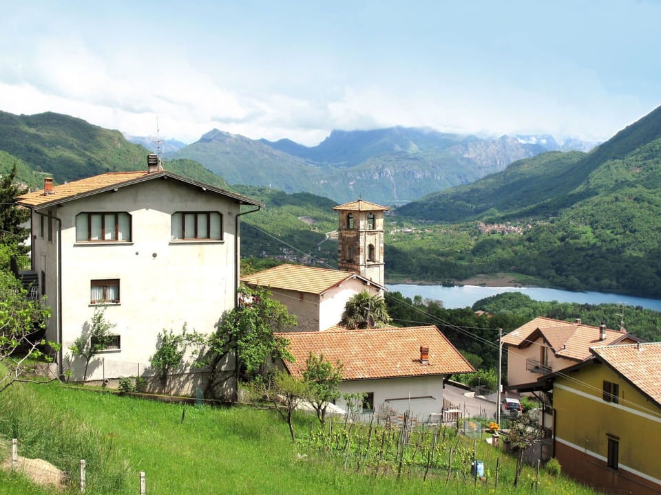 Mountain Village, Mountain, Hill Station, Mountainous Landforms, Mountain Range, Property, Natural Landscape, Highland, Rural Area, House