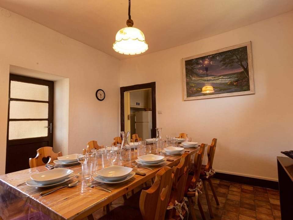 Dining Room, Room, Property, Table, Furniture, Interior Design, Building, Ceiling, Real Estate, Floor