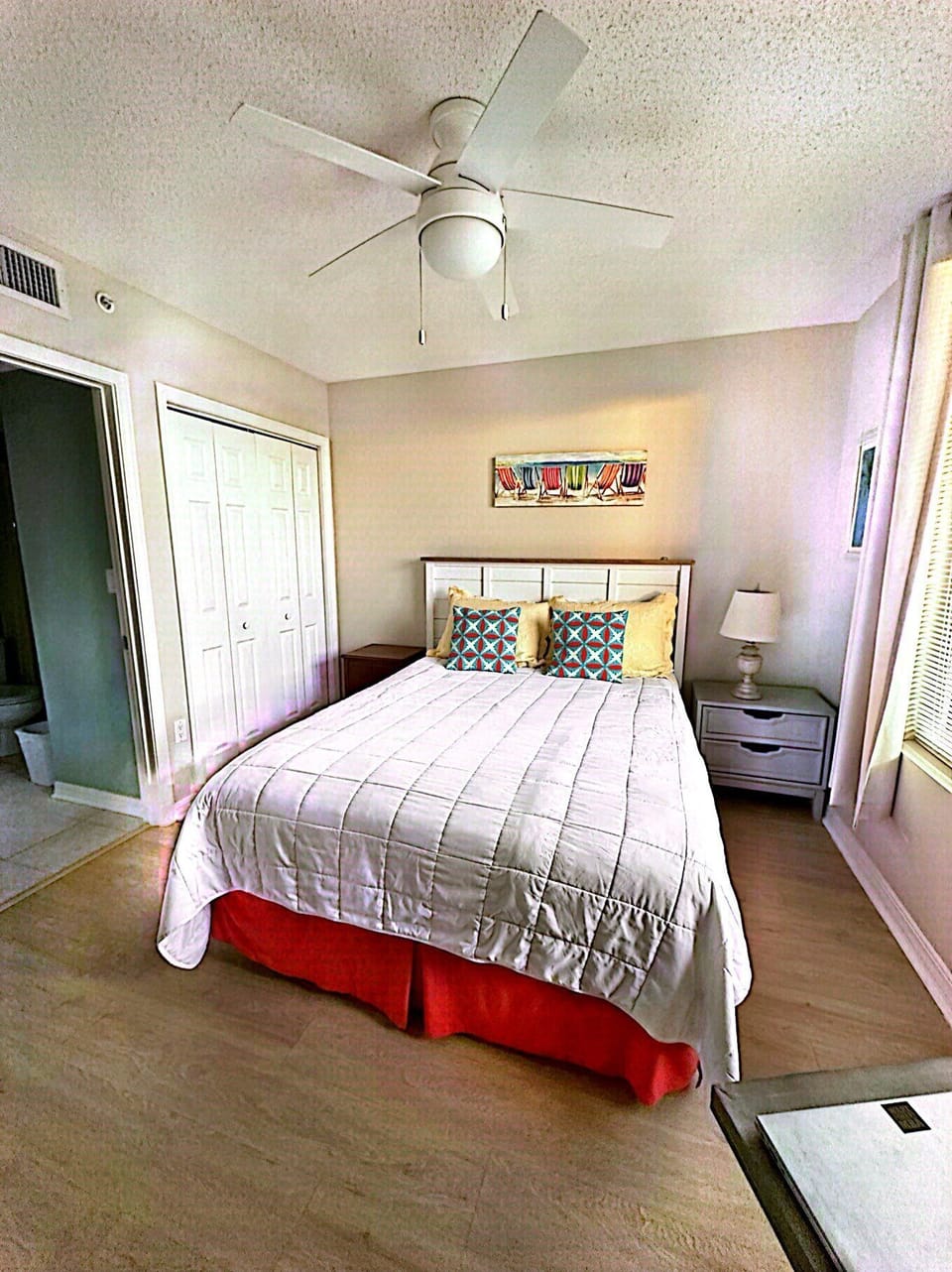 Island Princess #204 Guest Bedroom - Queen Bed
