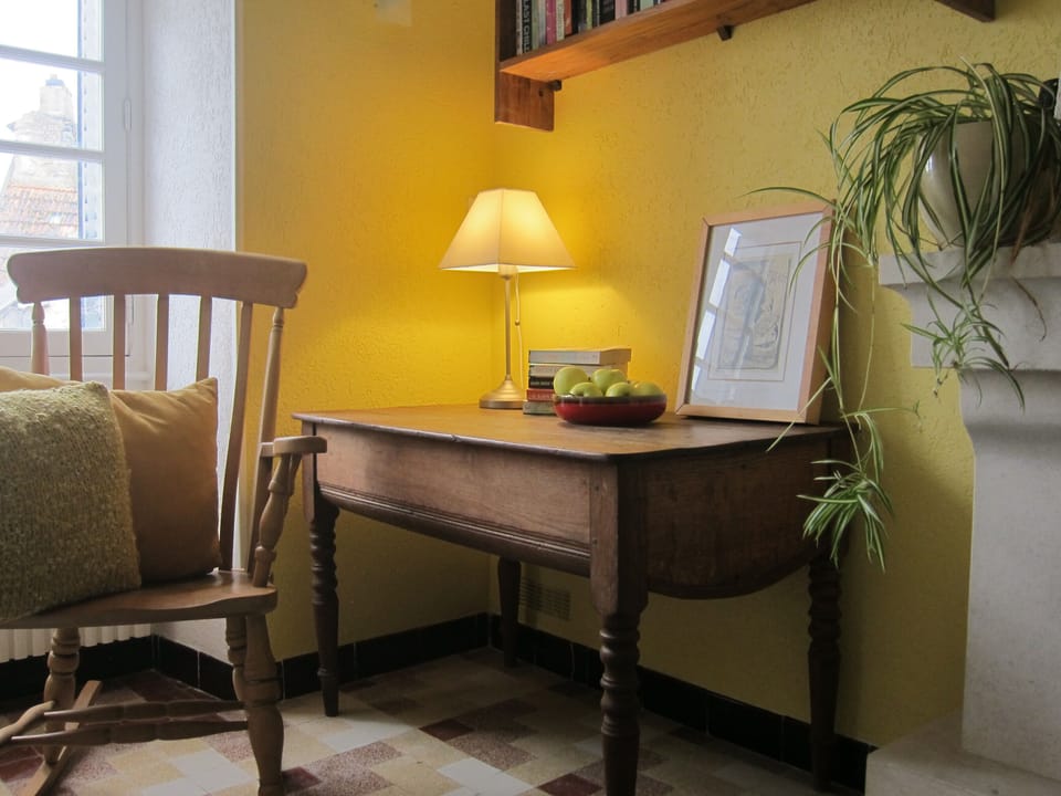 Warm, welcoming sitting room